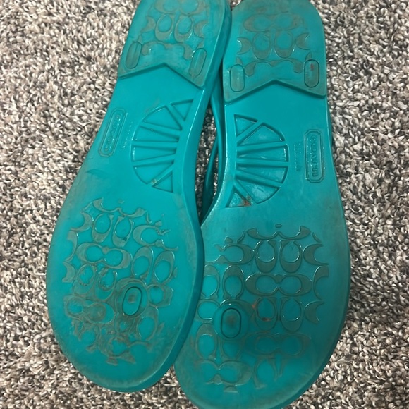 Coach flip flops - Picture 3 of 3